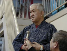 �C���^�r���[��������i����